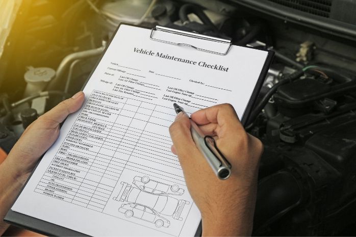 THE MOBILE AUTO VEHICLE MAINTENANCE CHECKLIST - Mobile Auto Canada